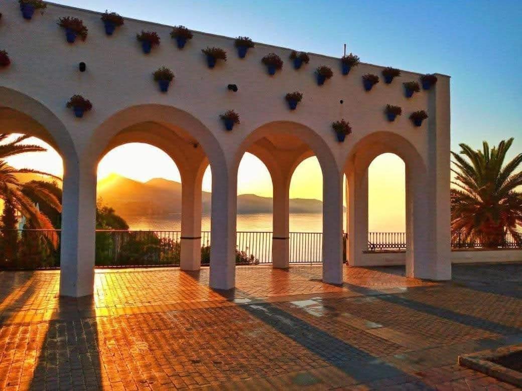 Apartamento Lorena Nerja Bagian luar foto